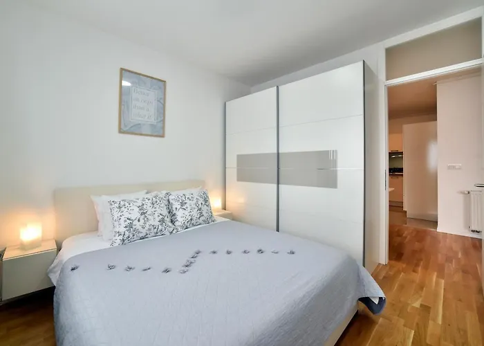 First Class Apartment, Free Parking