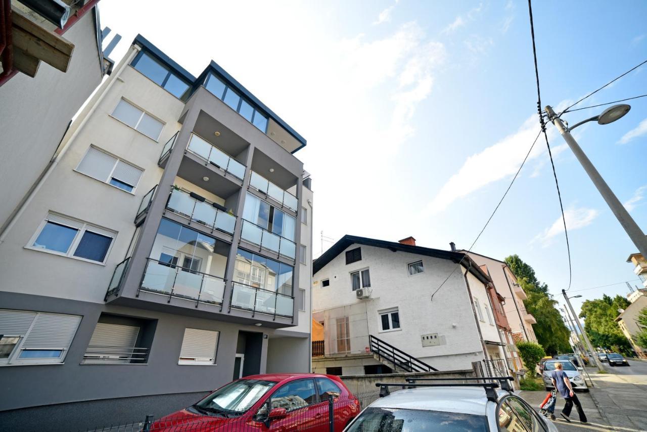 Apartment First Class Apartment, Free Parking