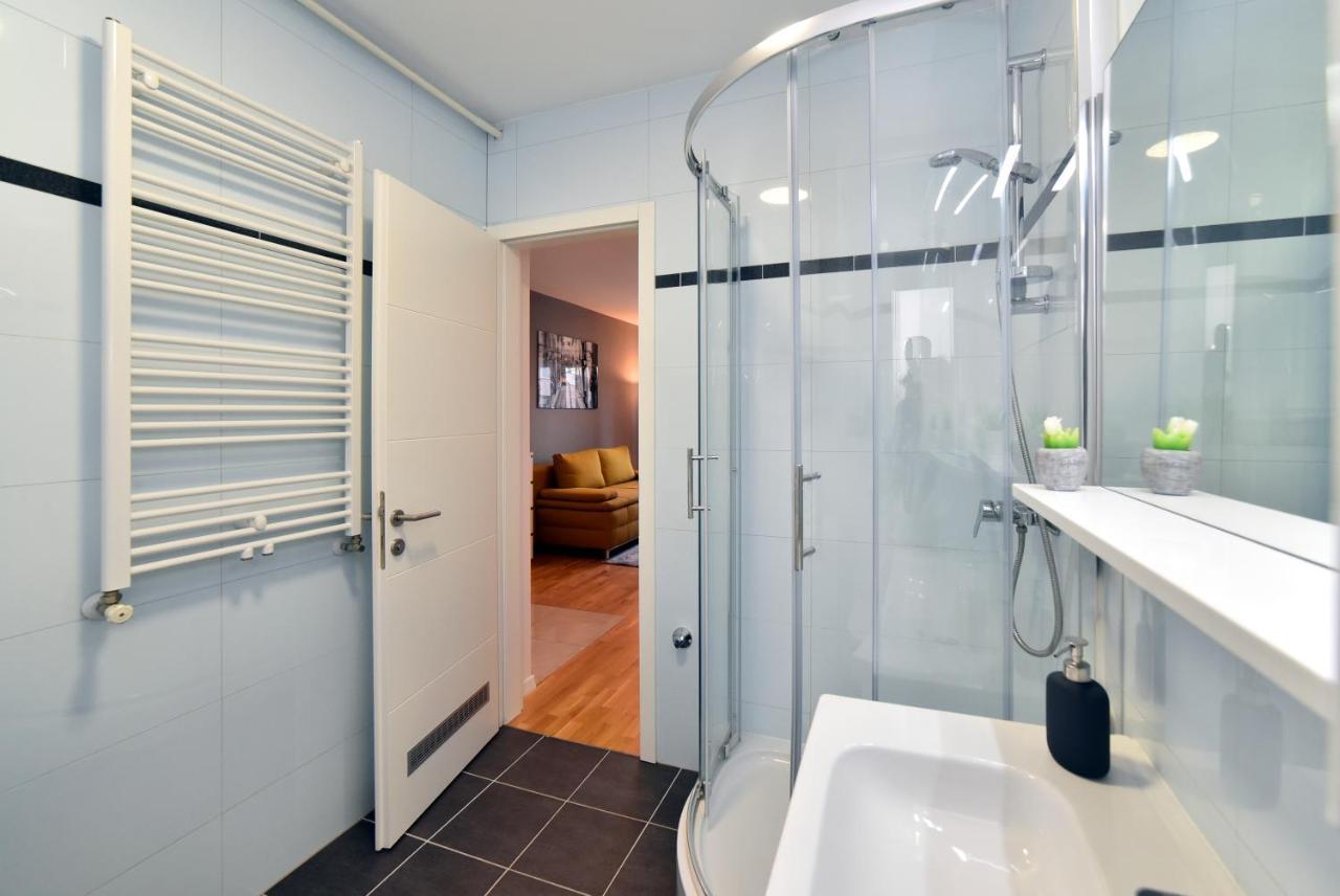 First Class Apartment, Free Parking *